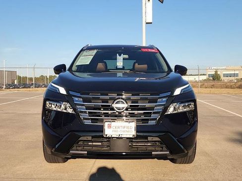 Certified 2025 Nissan Rogue Platinum w/ Platinum Premium Package image 9