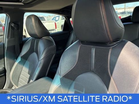 Used 2019 Toyota Avalon Touring image 11