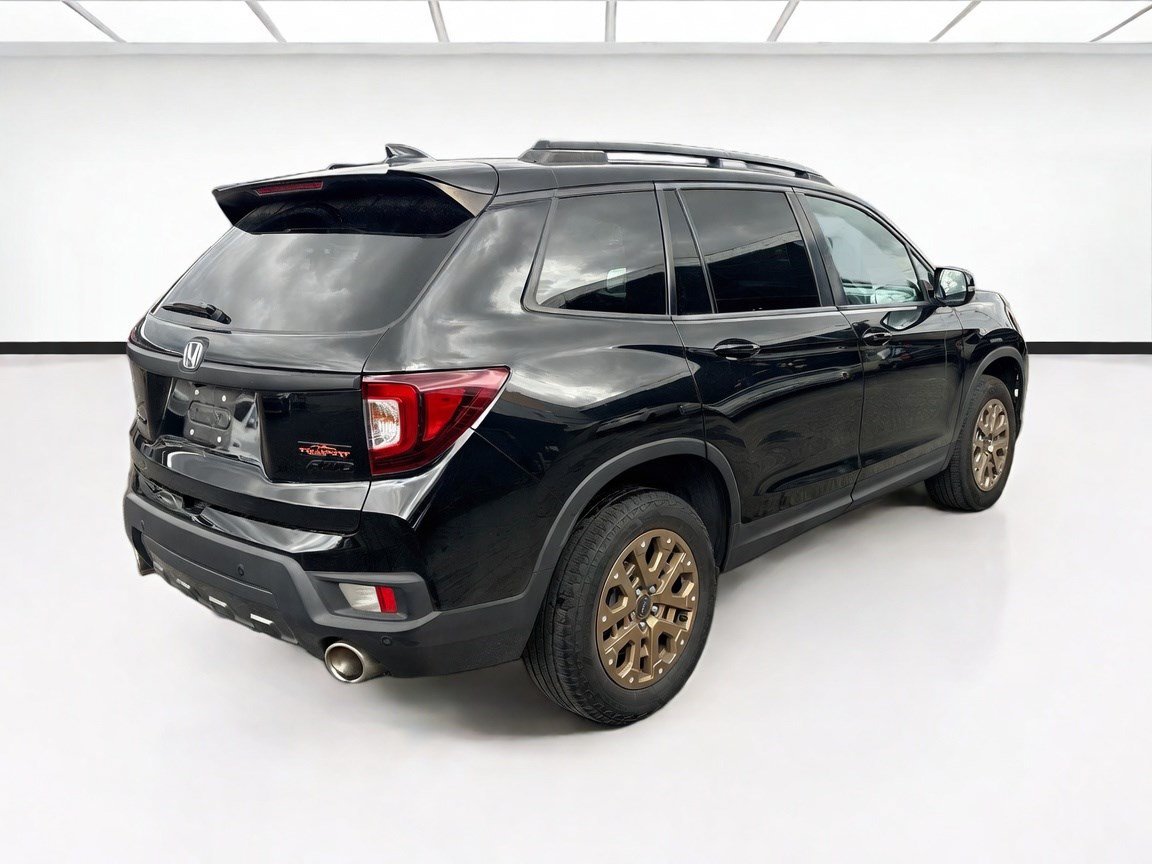 Used 2023 Honda Passport TrailSport image 4