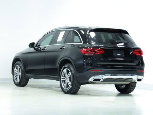 Used 2022 Mercedes-Benz GLC 300 4MATIC w/ Premium Package Lite image 6