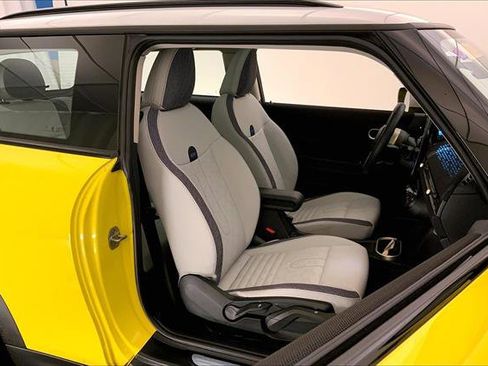 Certified 2025 MINI Cooper S image 6