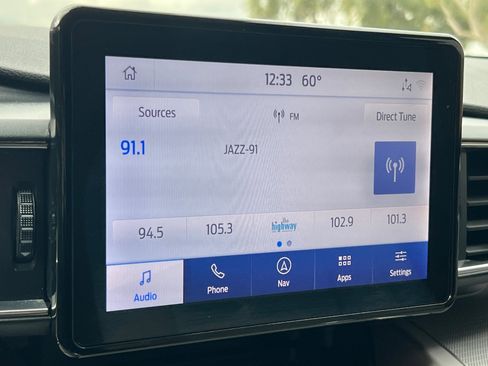 Used 2021 Ford Explorer XLT w/ Equipment Group 202A image 19