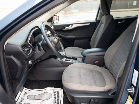 Used 2020 Ford Escape SE image 22