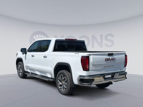 New 2026 GMC Sierra 1500 SLT w/ SLT Premium Package AWD/4WD image 4