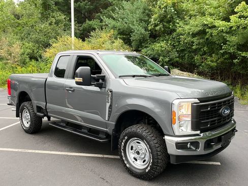 Used 2024 Ford F250 XL w/ XL Off-Road Package AWD/4WD image 7