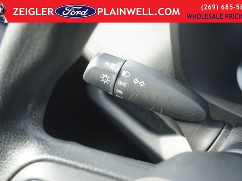 Used 2022 Toyota RAV4 LE image 24