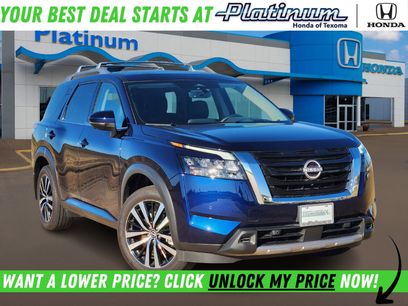 Used 2025 Nissan Pathfinder Platinum w/ Cargo Package