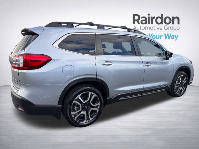 Used 2025 Subaru Ascent Touring w/ Popular Package #1 AWD/4WD image 7