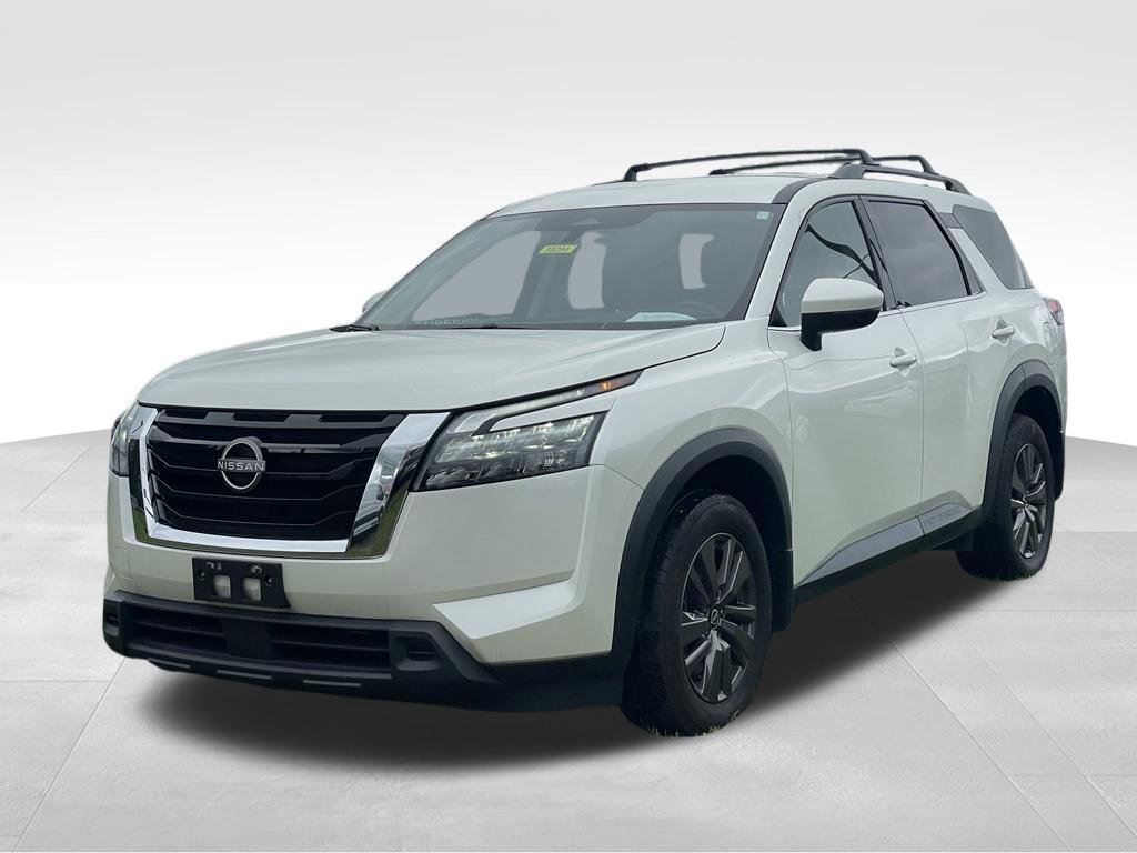 Certified 2024 Nissan Pathfinder SV AWD/4WD image 2