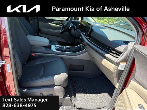 New 2026 Kia Carnival EX image 20