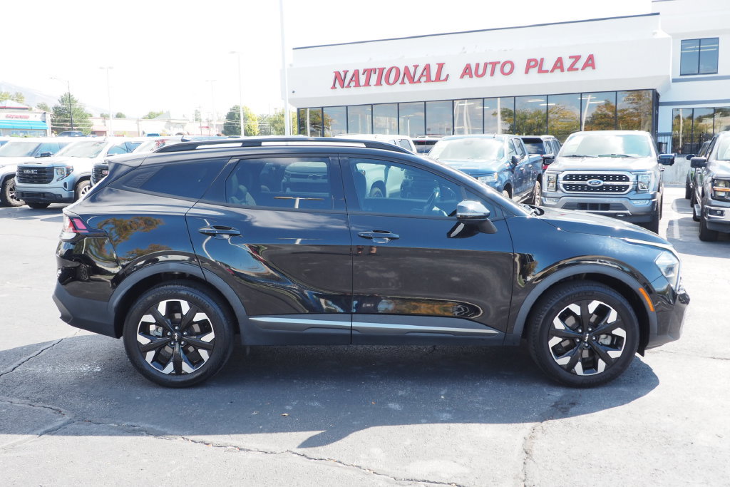 Used 2023 Kia Sportage X-Line w/ X-Line Premium Package AWD/4WD image 4