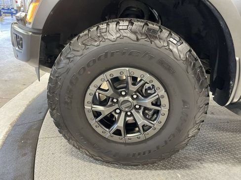 Used 2022 Ford F150 Raptor w/ Raptor 37 Performance Package AWD/4WD image 12