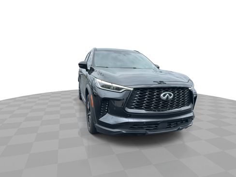 Used 2025 INFINITI QX60 Luxe w/ Black Edition FWD image 3