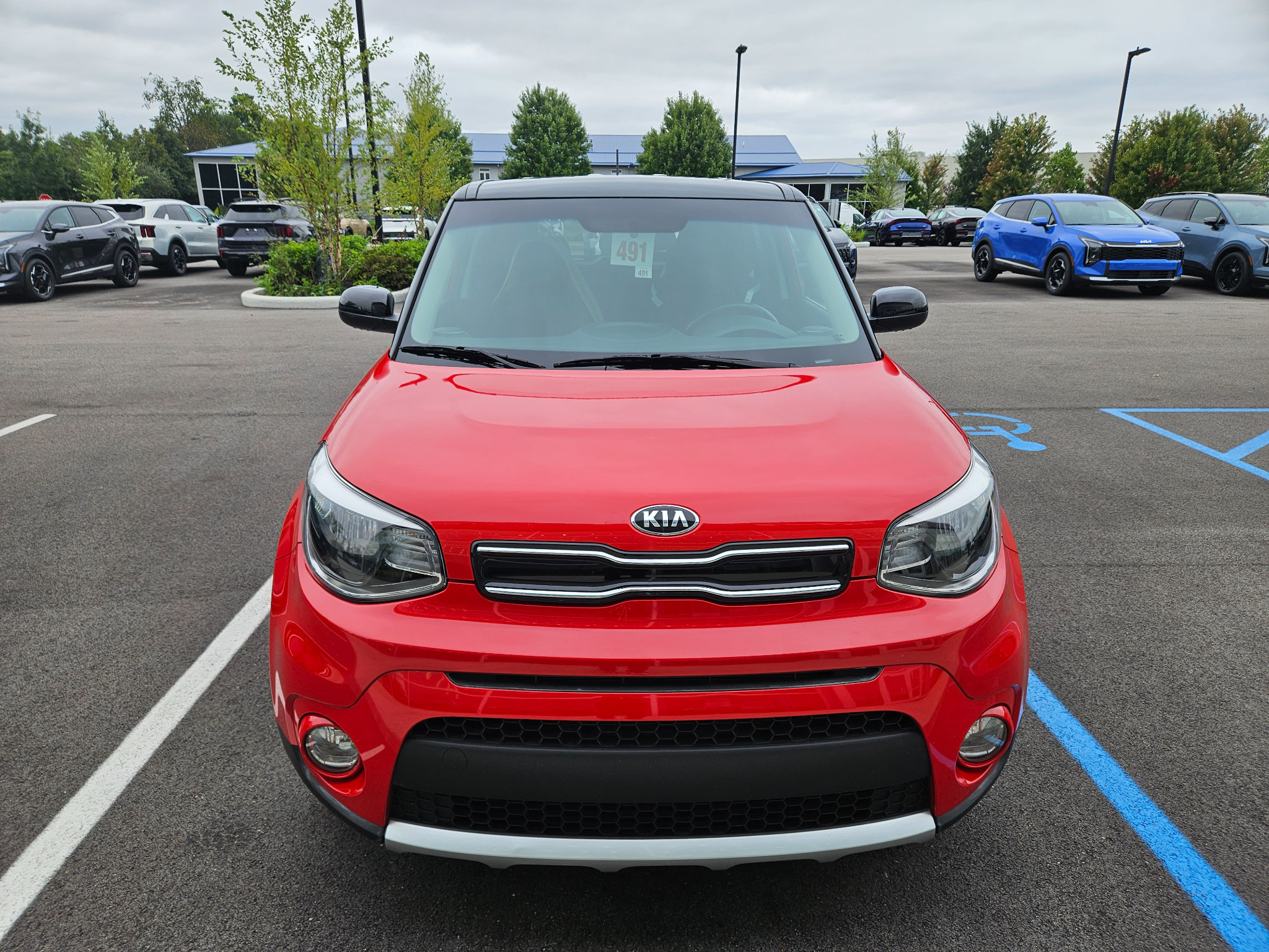 Used 2017 Kia Soul + w/ Designer's Package FWD image 2