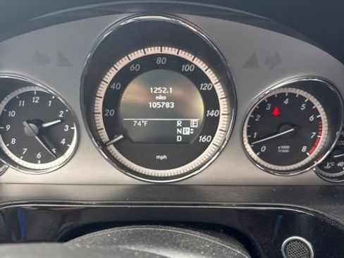 Used 2011 Mercedes-Benz E 350 4MATIC Sedan image 6