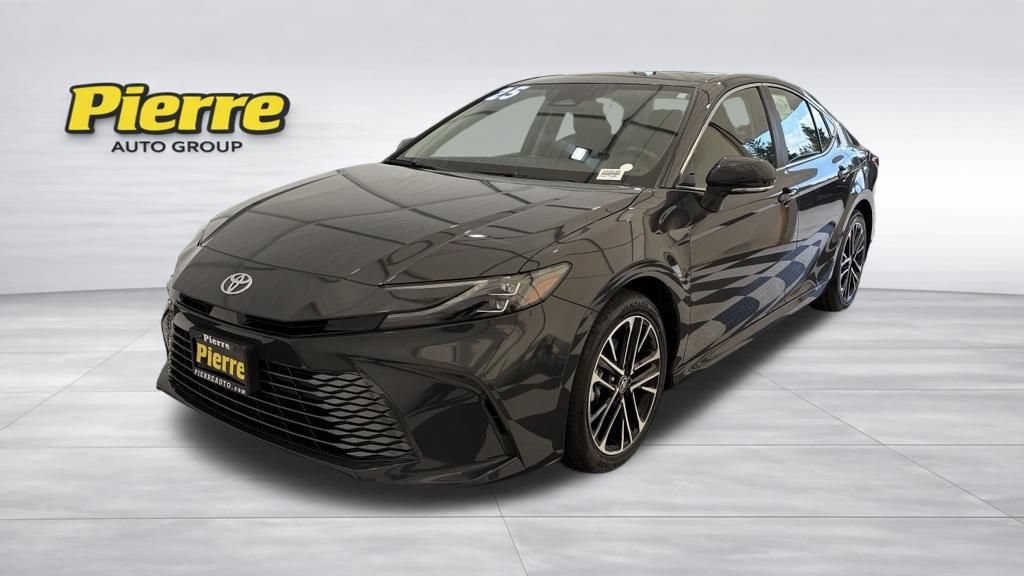 Used 2025 Toyota Camry XLE FWD 360° Tour