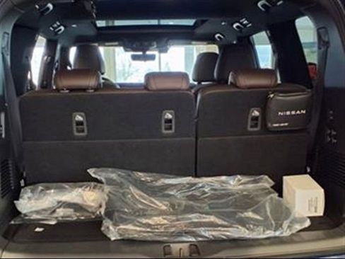New 2025 Nissan Armada Platinum Reserve image 30