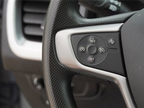 Used 2024 GMC Terrain SLE image 26