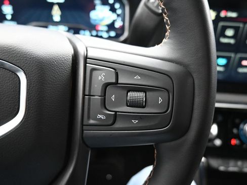 Used 2024 GMC Sierra 2500 AT4 w/ AT4 Premium Plus Package image 15