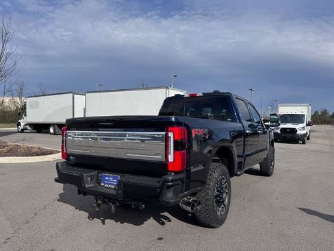 Certified 2024 Ford F250 Platinum w/ FX4 Off-Road Package AWD/4WD image 5