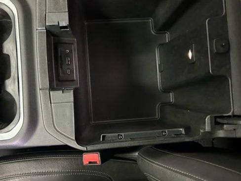 Used 2020 Chevrolet Silverado 2500 LTZ image 23