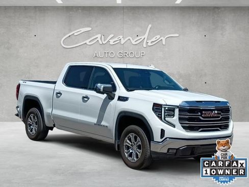 Used 2025 GMC Sierra 1500 SLT AWD/4WD image 2