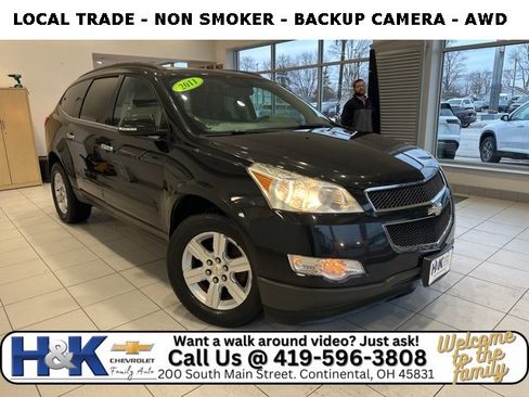 Used 2011 Chevrolet Traverse LT w/ Personal Connectivity Package image 1