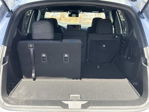 New 2026 Honda Pilot Sport image 8