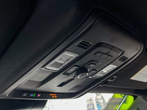 Used 2023 Chevrolet Suburban Premier image 36