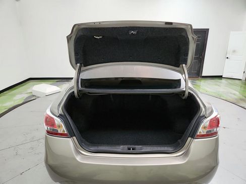Used 2015 Nissan Altima 2.5 S w/ Power Driver Seat Package FWD image 29