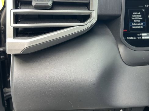 Used 2023 Toyota Tundra Platinum image 14