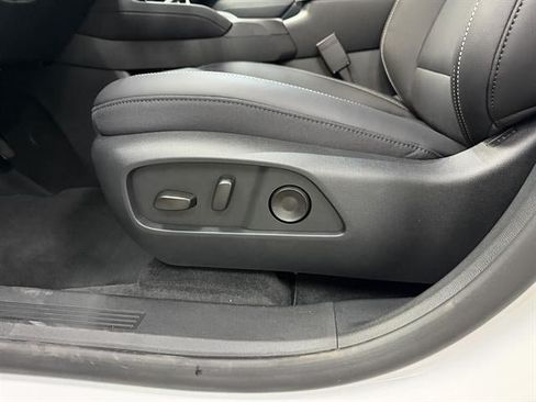 New 2026 GMC Terrain Elevation w/ Elevation Premium Package AWD/4WD image 24