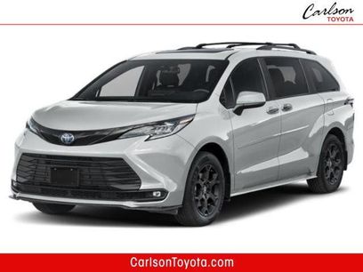 New 2026 Toyota Sienna XLE Woodland Edition