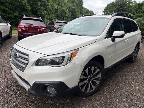 Used 2016 Subaru Outback 3.6R Limited AWD/4WD image 1