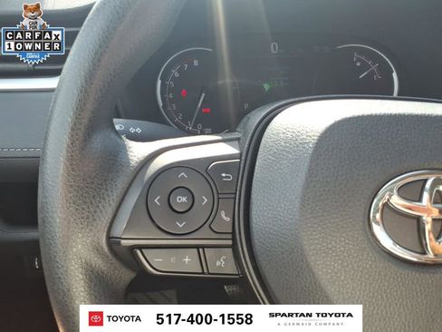 Used 2024 Toyota RAV4 XLE FWD image 18