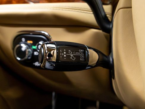 Used 2017 Bentley Mulsanne image 77