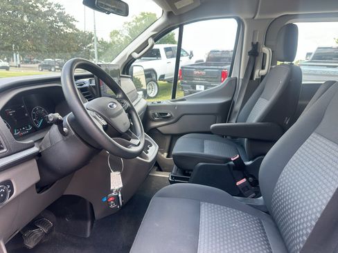 Used 2023 Ford Transit 350 XLT RWD image 18