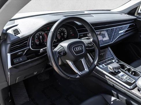 Used 2022 Audi Q8 Premium AWD/4WD image 10