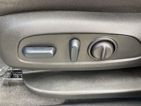 Used 2024 Chevrolet Equinox LT image 14