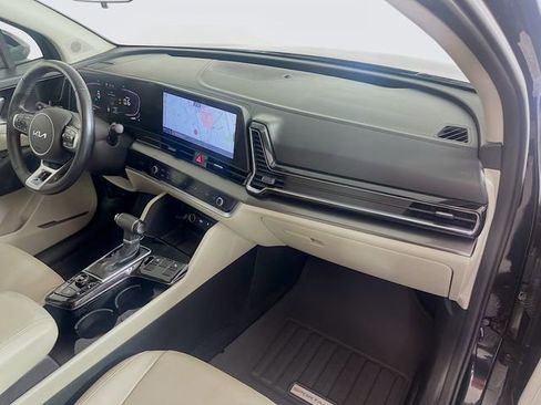 Used 2024 Kia Sportage EX image 29