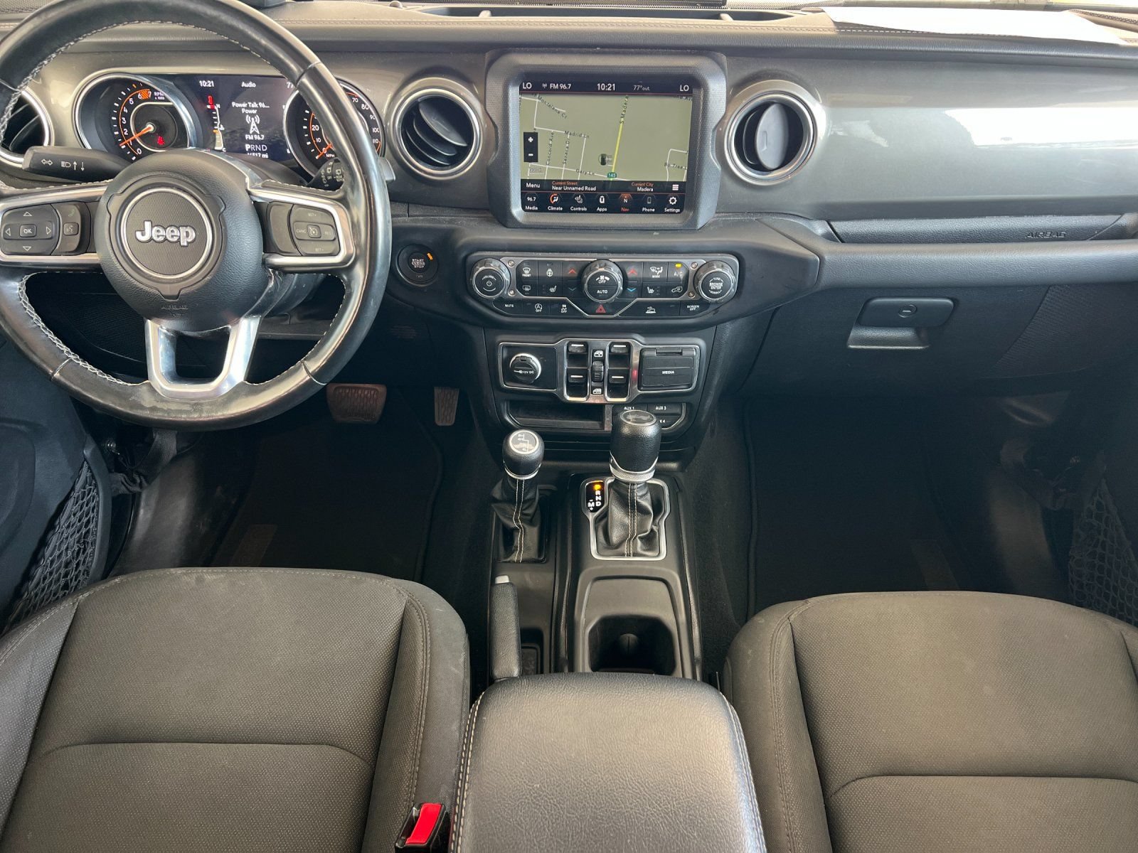 Used 2023 Jeep Wrangler Unlimited Sahara w/ Cold Weather Group AWD/4WD image 14