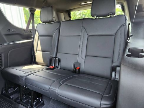 Used 2026 GMC Yukon XL Denali w/ Sun & Power Step Package AWD/4WD image 16