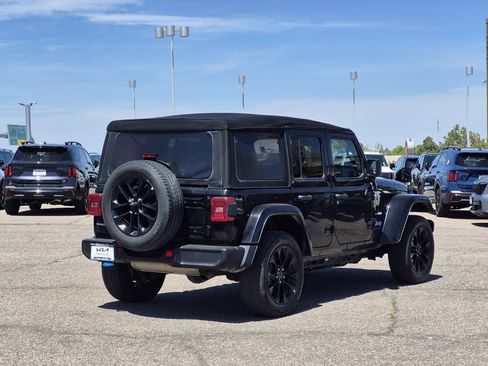 Used 2024 Jeep Wrangler Unlimited Sahara AWD/4WD image 5