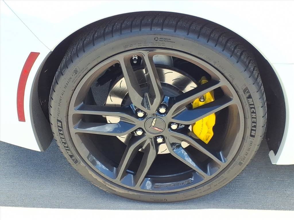 Used 2016 Chevrolet Corvette Stingray Coupe w/ 3LT Preferred Equipment Group RWD image 13