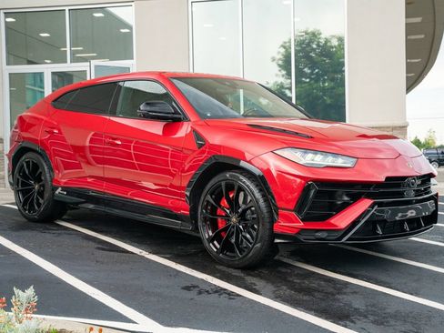Used 2023 Lamborghini Urus S AWD/4WD image 7