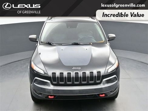 Used 2015 Jeep Cherokee Trailhawk w/ Comfort/Convenience Group image 17