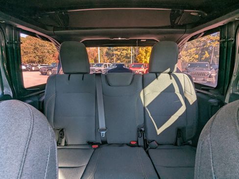 Used 2024 Jeep Wrangler Sahara w/ Technology Group image 10