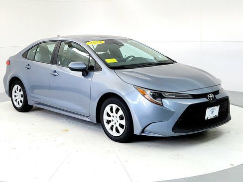 Certified 2021 Toyota Corolla LE w/ Carpet Mat Package (TMS) FWD image 7