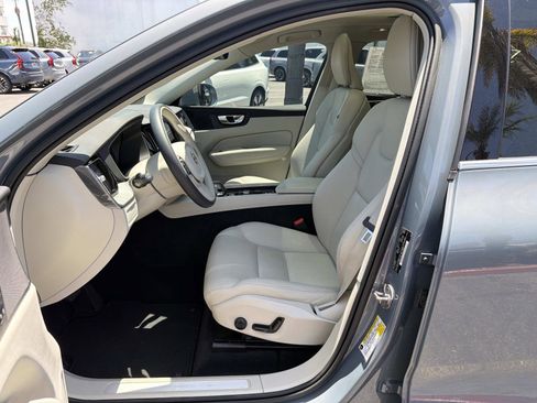 Certified 2023 Volvo XC60 T8 Plus AWD/4WD image 17