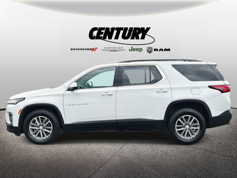 Used 2022 Chevrolet Traverse LT w/ LPO, Floor Liner Package FWD image 7